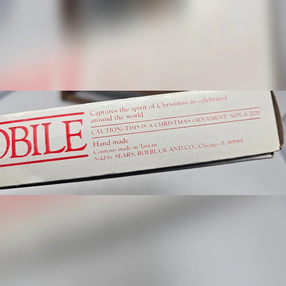 Vintage 1981 Sears Handmade Mobile Christmas Around the World Felt Wood Figures - Picture 3 of 15